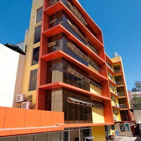 M Citi Suites Cebu Eksteriør billede