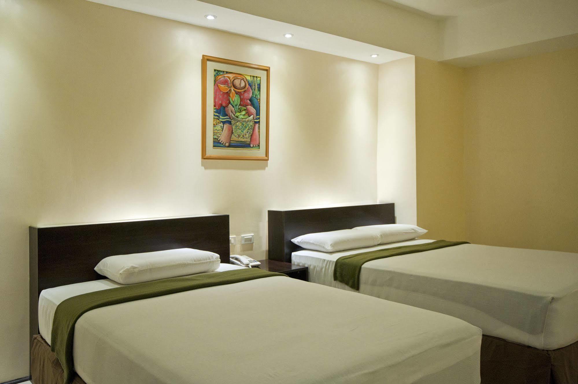 M Citi Suites Cebu Eksteriør billede