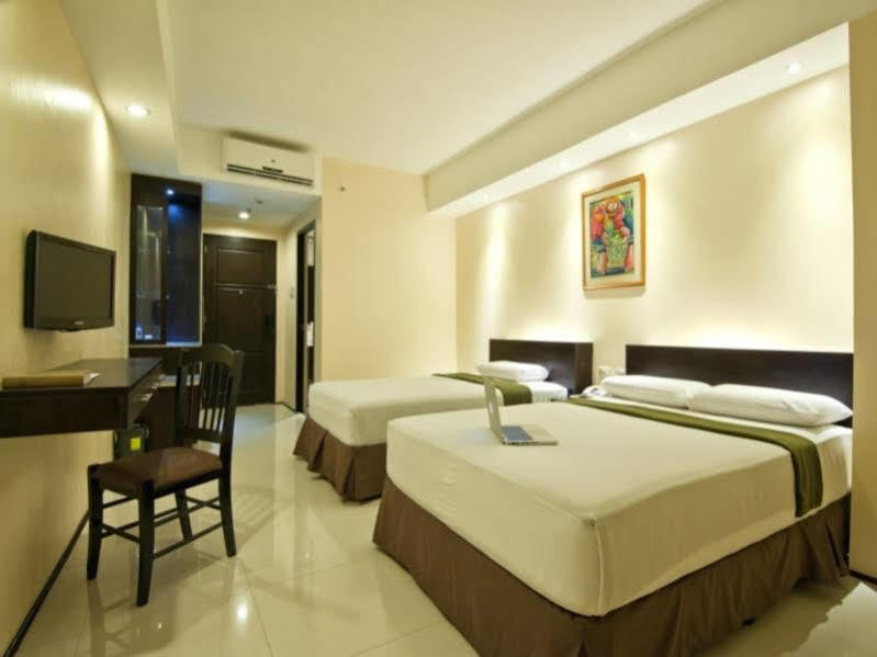 M Citi Suites Cebu Eksteriør billede