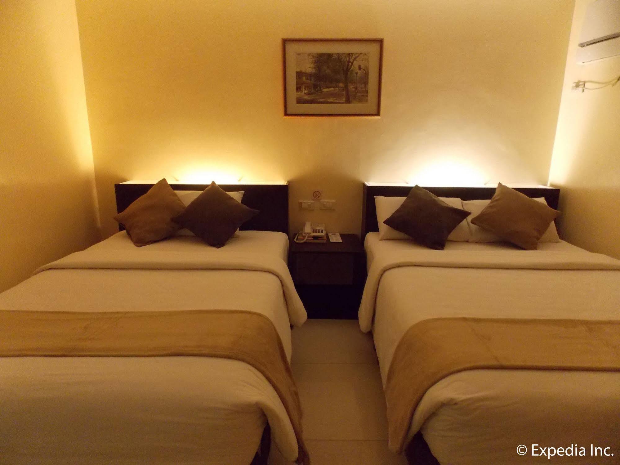 M Citi Suites Cebu Eksteriør billede