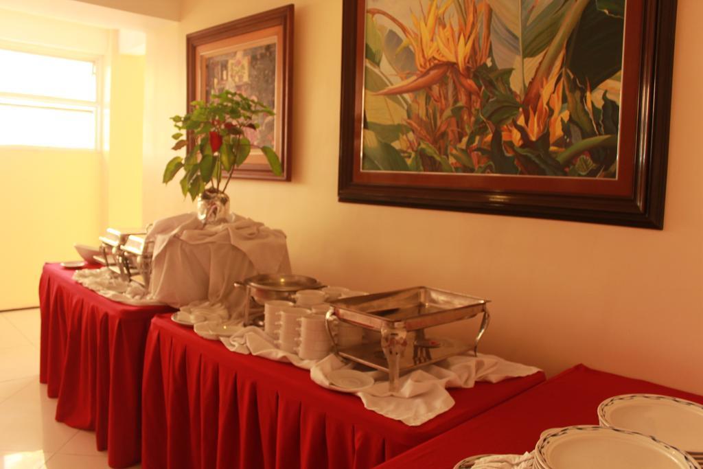 M Citi Suites Cebu Eksteriør billede