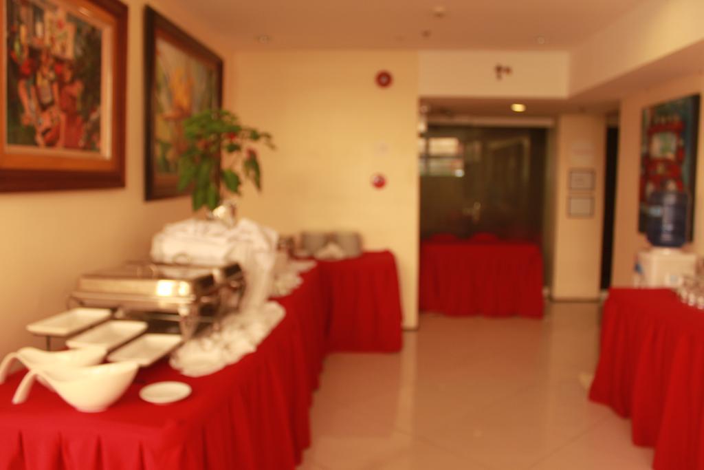 M Citi Suites Cebu Eksteriør billede