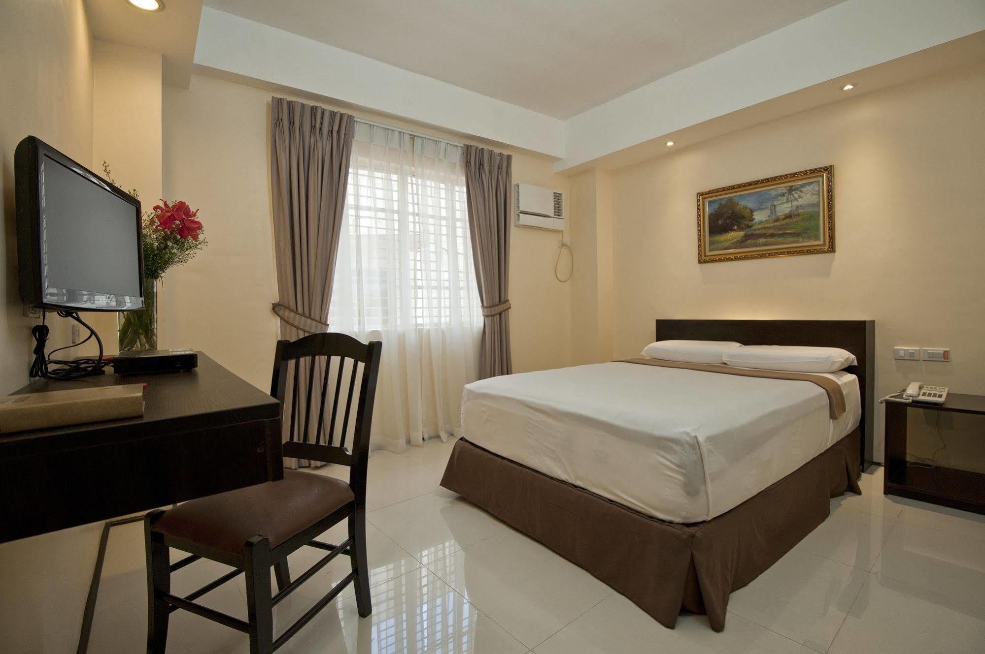 M Citi Suites Cebu Eksteriør billede