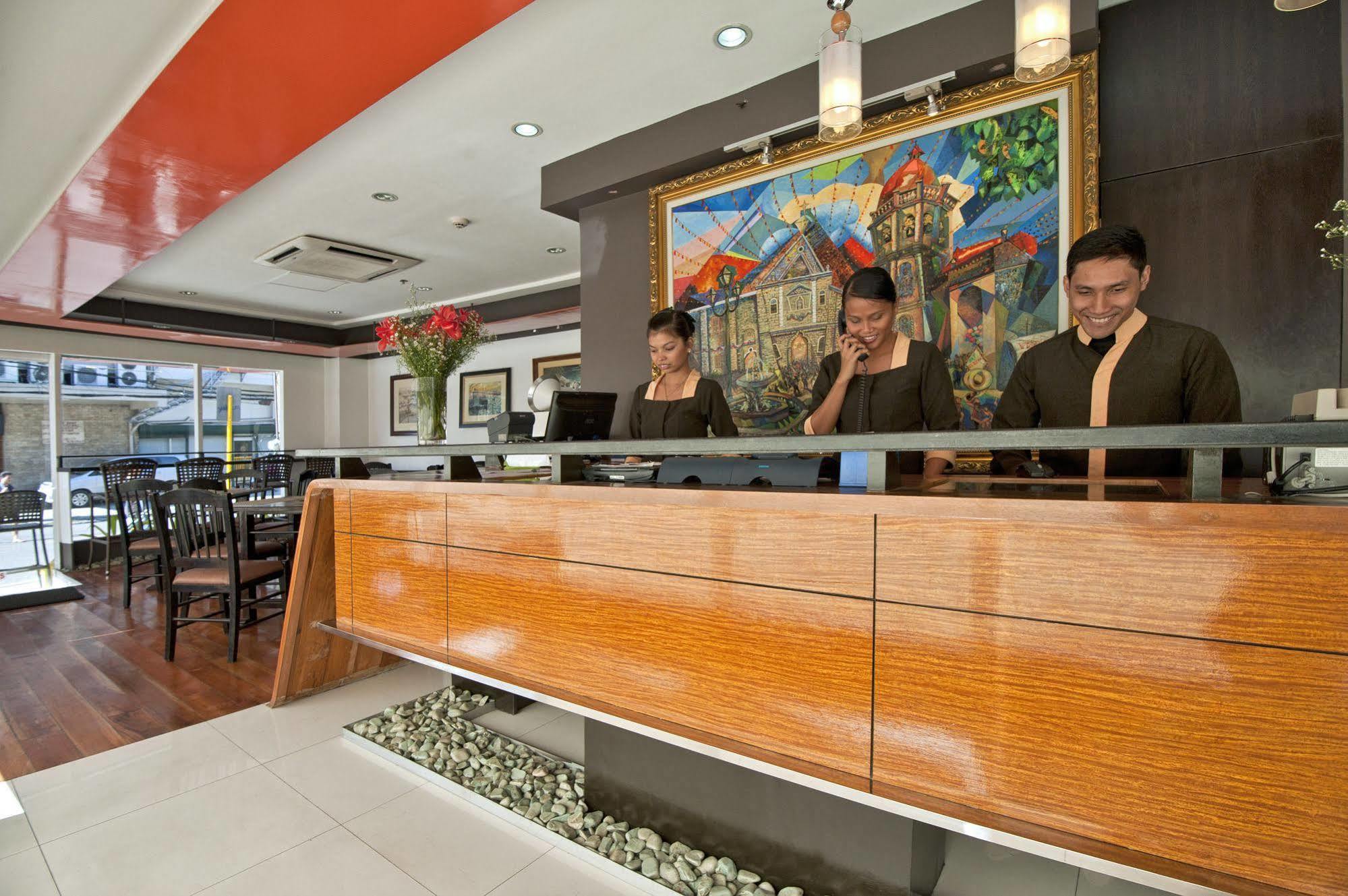 M Citi Suites Cebu Eksteriør billede