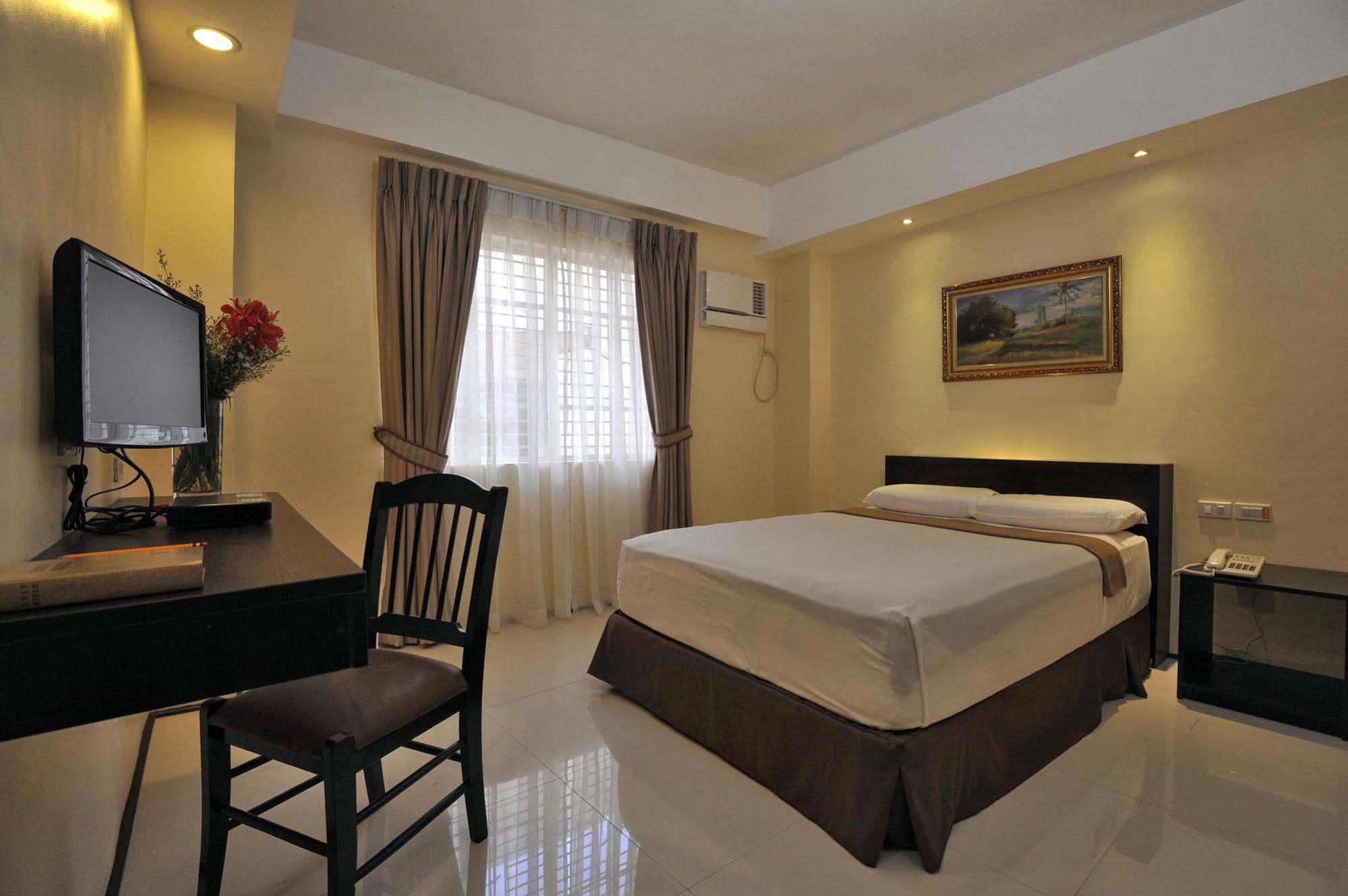 M Citi Suites Cebu Eksteriør billede